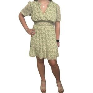 Very J Green Floral Ruffled V-Neck Dress NEW Size Medium
